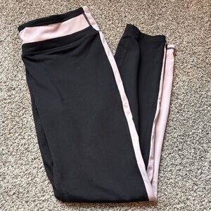 Black and pink leggings